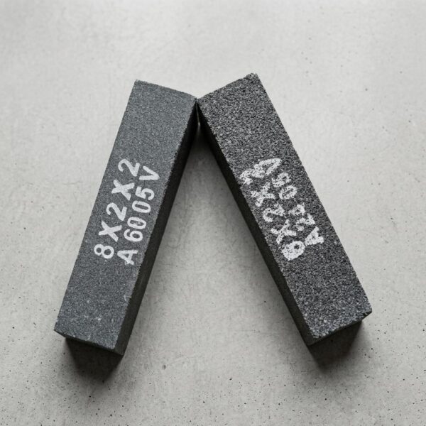 Heavy-Duty Silicon Carbide Rubbing Brick (8" x 2" x 2") – Concrete Dressing & Masonry Smoothing Stone